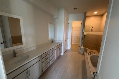 Villa ou maison à vendre à DeLand, Floride: 3 chambres, 195.84 m2 № 2284139 - photo 5