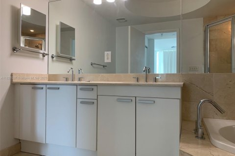 Condominio en alquiler en Aventura, Florida, 2 dormitorios, 115.29 m2 № 1821960 - foto 7