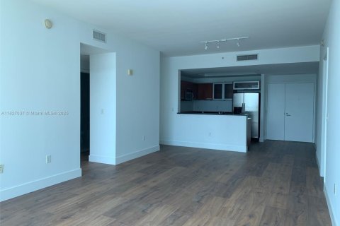 Снять в аренду кондоминиум в Авентура, Флорида 2 спальни, 115.29м2, № 1821960 - фото 5