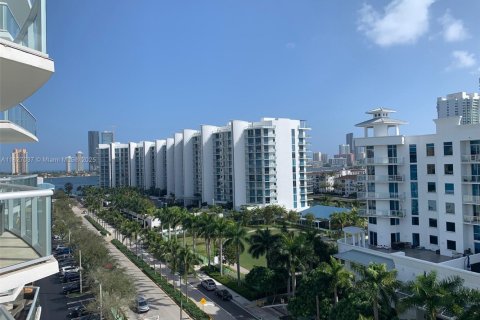 Condo in Aventura, Florida, 2 bedrooms  № 1821960 - photo 14