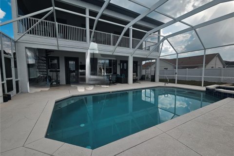 House in Davenport, Florida 5 bedrooms, 274.8 sq.m. № 1886365 - photo 6