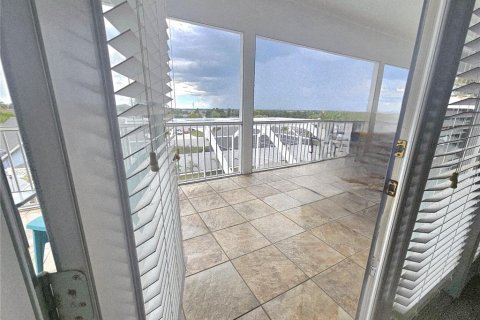 House in Davenport, Florida 5 bedrooms, 274.8 sq.m. № 1886365 - photo 18