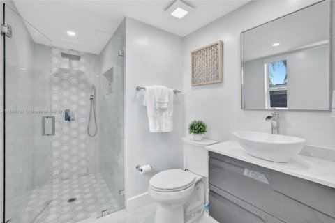 Villa ou maison à vendre à Fort Lauderdale, Floride: 4 chambres, 156.73 m2 № 1929462 - photo 14