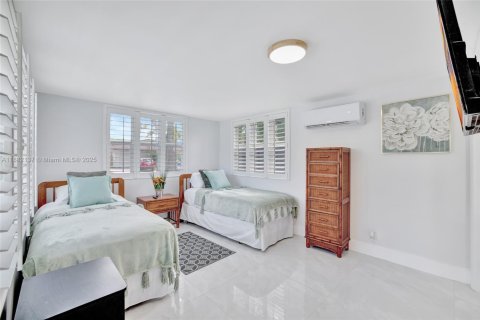 Villa ou maison à vendre à Fort Lauderdale, Floride: 4 chambres, 156.73 m2 № 1929462 - photo 18