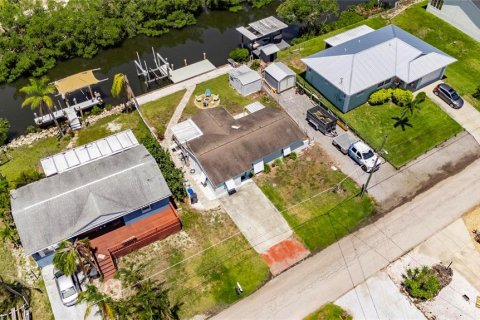 House in Ruskin, Florida 3 bedrooms, 104.14 sq.m. № 1689664 - photo 3