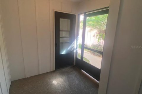 Appartement à louer à New Smyrna Beach, Floride: 2 chambres, 116.31 m2 № 2390831 - photo 3
