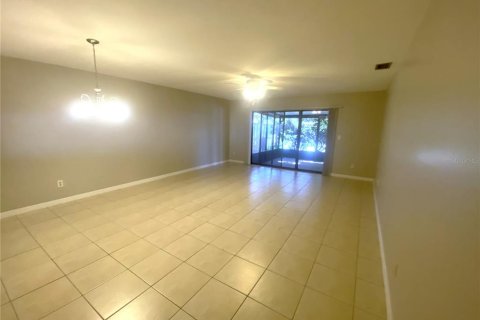 Appartement à louer à New Smyrna Beach, Floride: 2 chambres, 116.31 m2 № 2390831 - photo 7