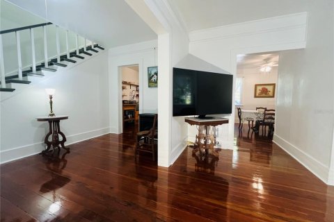 House in Gainesville, Florida 5 bedrooms, 285.02 sq.m. № 1886366 - photo 13
