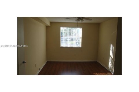 Condominio en venta en Oakland Park, Florida, 1 dormitorio, 80.08 m2 № 2091353 - foto 5