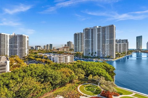 Copropriété à vendre à Aventura, Floride: 2 chambres, 149.57 m2 № 1327609 - photo 28