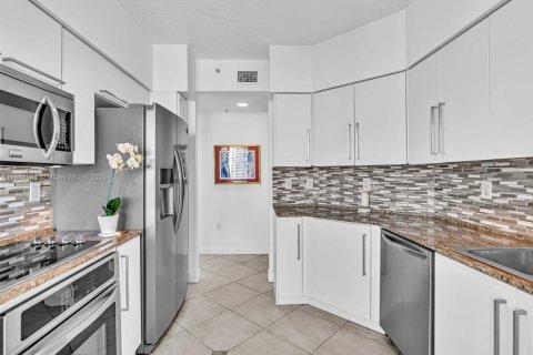 Copropriété à vendre à Aventura, Floride: 2 chambres, 149.57 m2 № 1327609 - photo 5