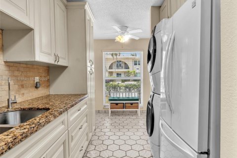 House in Delray Beach, Florida 2 bedrooms, 101.91 sq.m. № 1758773 - photo 8