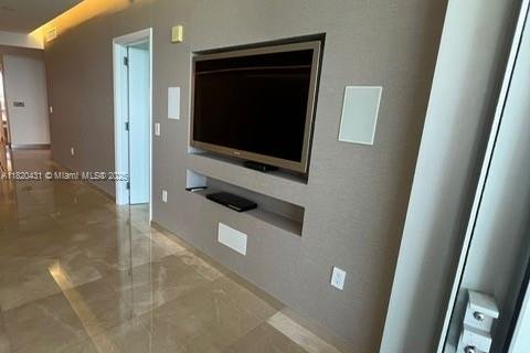 Condominio en venta en Sunny Isles Beach, Florida, 3 dormitorios, 179.58 m2 № 1779098 - foto 2