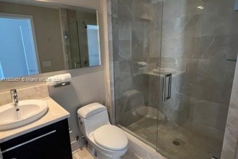 Condominio en venta en Sunny Isles Beach, Florida, 3 dormitorios, 179.58 m2 № 1779098 - foto 27