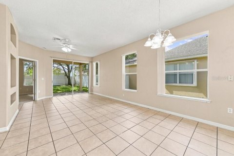 Villa ou maison à louer à Orlando, Floride: 3 chambres, 150.04 m2 № 2430525 - photo 6