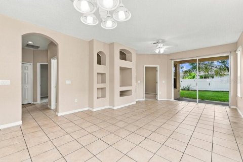 Villa ou maison à louer à Orlando, Floride: 3 chambres, 150.04 m2 № 2430525 - photo 5