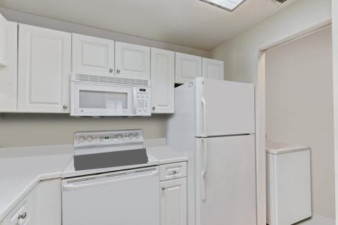 Copropriété à vendre à Palm Beach Gardens, Floride: 2 chambres, 98.2 m2 № 2246207 - photo 9