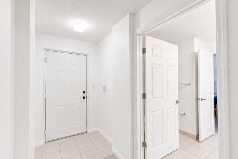 Copropriété à vendre à Palm Beach Gardens, Floride: 2 chambres, 98.2 m2 № 2246207 - photo 4