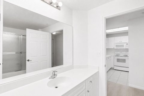 Copropriété à vendre à Palm Beach Gardens, Floride: 2 chambres, 98.2 m2 № 2246207 - photo 17
