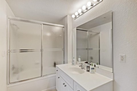 Copropriété à vendre à Palm Beach Gardens, Floride: 2 chambres, 98.2 m2 № 2246207 - photo 13