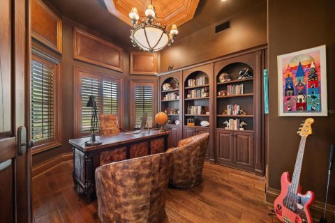 House in Largo, Florida 5 bedrooms, 655.8 sq.m. № 1805926 - photo 27