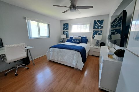 Casa en venta en Tamarac, Florida, 2 dormitorios, 96.43 m2 № 1969179 - foto 8