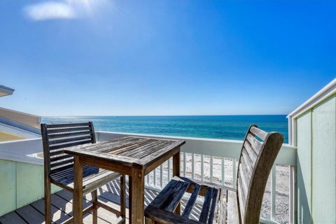 Duplex in Placida, Florida 2 bedrooms, 125.14 sq.m. № 2329110 - photo 25