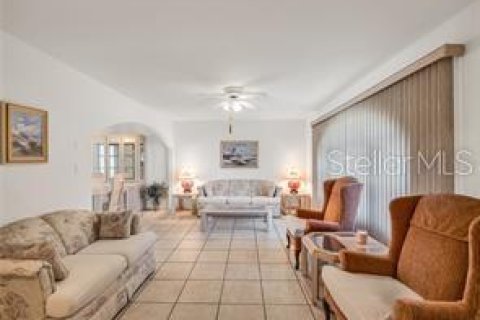 Villa ou maison à vendre à Port Charlotte, Floride: 3 chambres, 198.53 m2 № 2220536 - photo 8