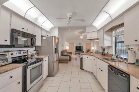 Villa ou maison à vendre à Port Charlotte, Floride: 3 chambres, 198.53 m2 № 2220536 - photo 15