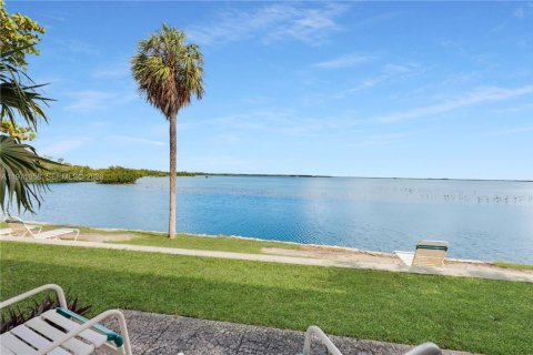 Propiedad comercial en venta en Sugarloaf Key, Florida № 2032655 - foto 27