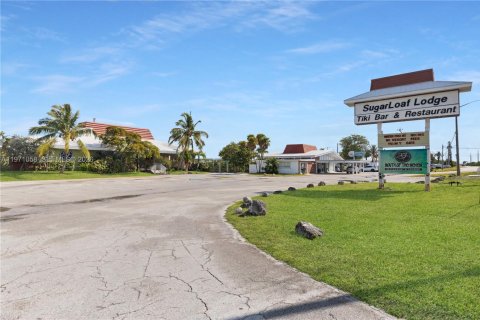 Propiedad comercial en venta en Sugarloaf Key, Florida № 2032655 - foto 21