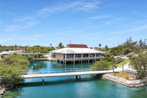 Propiedad comercial en venta en Sugarloaf Key, Florida № 2032655 - foto 18