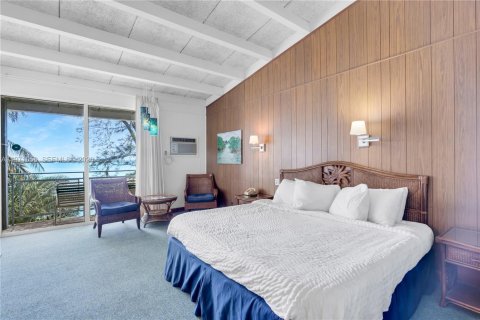 Propiedad comercial en venta en Sugarloaf Key, Florida № 2032655 - foto 25