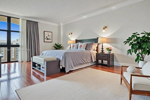 Condo in Key Biscayne, Florida, 2 bedrooms  № 2053108 - photo 5