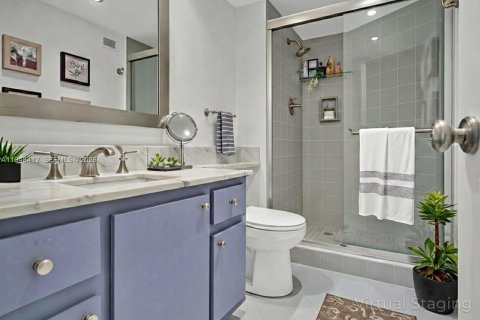 Condo in Key Biscayne, Florida, 2 bedrooms  № 2053108 - photo 8