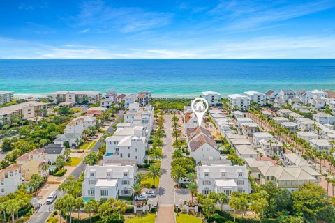 House in Inlet Beach, Florida 5 bedrooms, 464.98 sq.m. № 589809 - photo 1