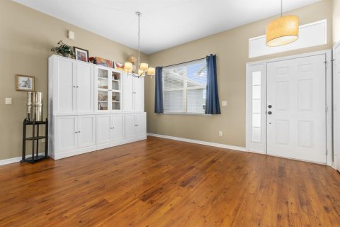 House in Port St. Lucie, Florida 4 bedrooms, 200.2 sq.m. № 2378895 - photo 16
