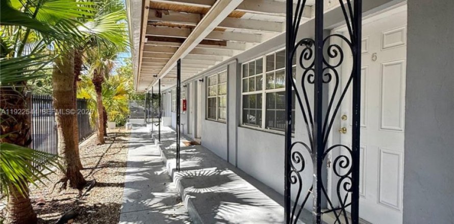 Studio à Miami, Floride № 1976471