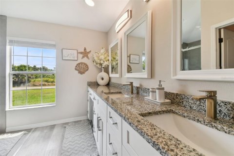 House in North Port, Florida 3 bedrooms, 178.37 sq.m. № 1795951 - photo 14