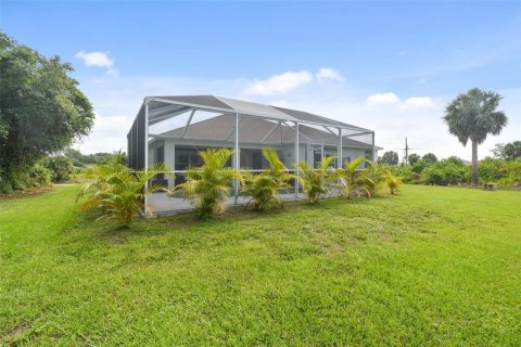 House in North Port, Florida 3 bedrooms, 178.37 sq.m. № 1795951 - photo 5