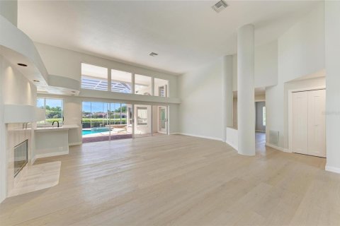 Villa ou maison à vendre à Sarasota, Floride: 3 chambres, 394.09 m2 № 2106892 - photo 13