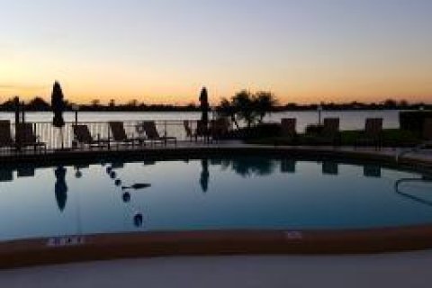 Copropriété à vendre à Palm Beach, Floride: 2 chambres, 113.25 m2 № 2384974 - photo 3