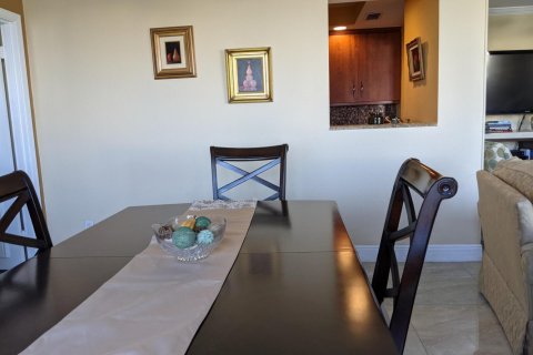 Copropriété à vendre à Palm Beach, Floride: 2 chambres, 113.25 m2 № 2384974 - photo 16