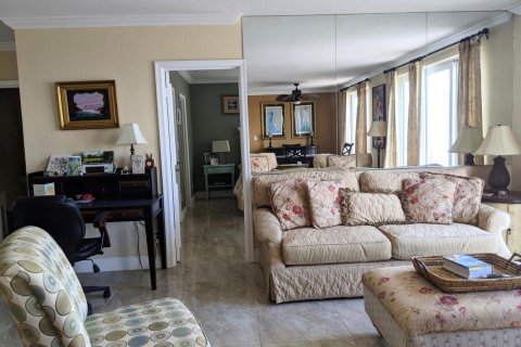 Copropriété à vendre à Palm Beach, Floride: 2 chambres, 113.25 m2 № 2384974 - photo 13
