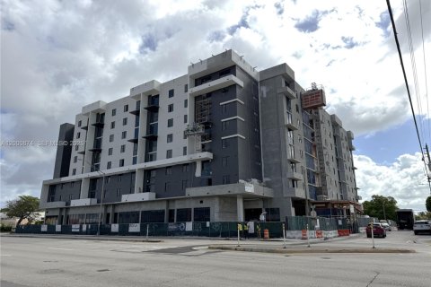 Condo in Miami, Florida, 1 bedroom  № 2068516 - photo 5