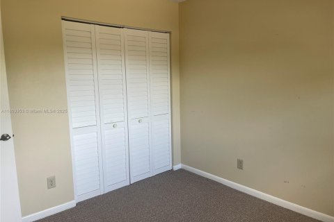 Condominio en venta en Pembroke Pines, Florida, 2 dormitorios, 74.88 m2 № 1938256 - foto 24