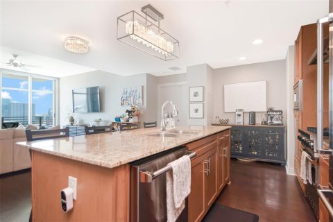 Condominio en venta en Tampa, Florida, 2 dormitorios, 122.63 m2 № 2227166 - foto 4