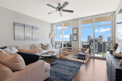 Condominio en venta en Tampa, Florida, 2 dormitorios, 122.63 m2 № 2227166 - foto 15