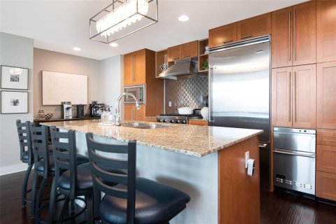 Condominio en venta en Tampa, Florida, 2 dormitorios, 122.63 m2 № 2227166 - foto 13
