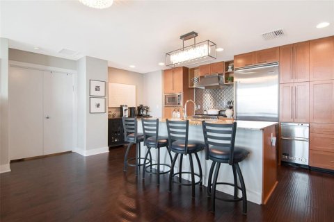 Condominio en venta en Tampa, Florida, 2 dormitorios, 122.63 m2 № 2227166 - foto 10
